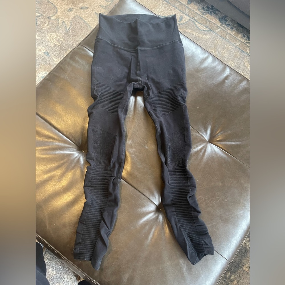 Alo Black Moto Leggings Size Large